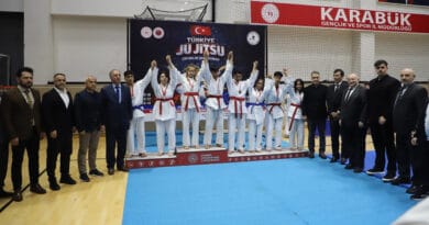 TÜRKİYE JU JİTSU ÇOCUKLAR ŞAMPİYONASI KARABÜK’TE SONA ERDİ TÜRKİYE JU JİTSU ÇOCUKLAR ŞAMPİYONASI KARABÜK’TE SONA ERDİ
